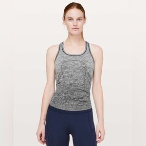 LULULEMON SWIFTLY TECH RACERBACK IN BLACK / WHITE OMBRE